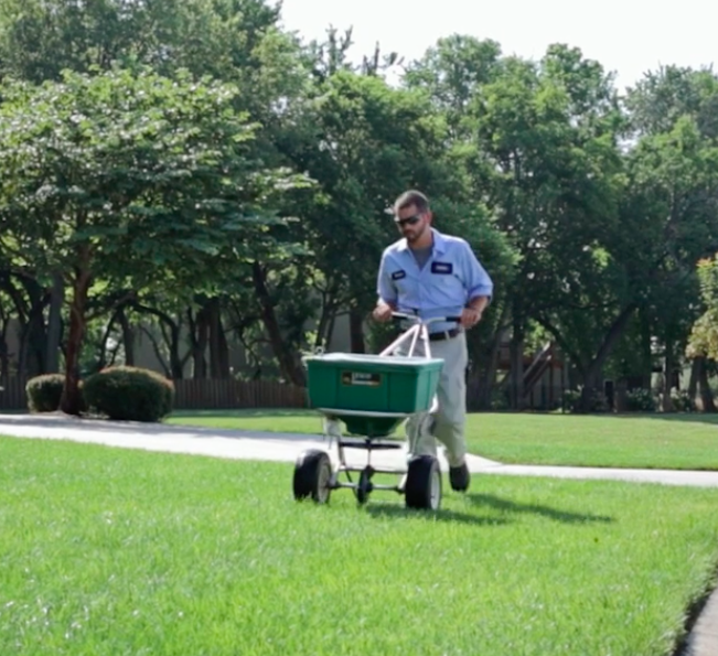 Overland Park Lawn Care Company
